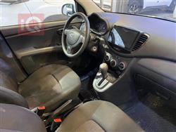 هیوندای i10